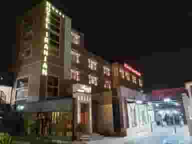 مجموعه تالارهای پذیرایی هتل ایرانیان در هفت سنگان قزوین