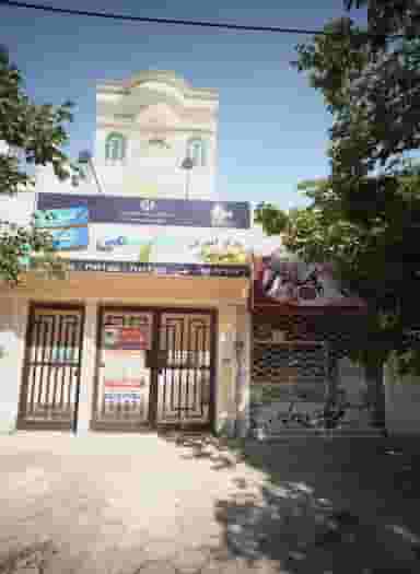 مرکز آموزشی علمی دخترانه حلمی در ایثار مشهد