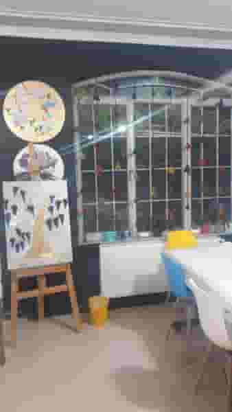 آموزشگاه نقاشی و خوشنویسی الهام امانی در مرزداران تبریز