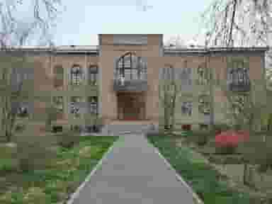 پردیس کشاورزی و منابع طبیعی دانشگاه تهران در اصفهانیها کرج