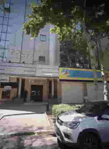 آزمایشگاه البرز در بهشتی مشهد