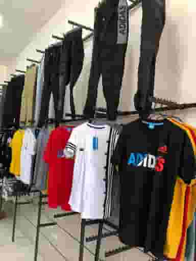 بوتیک جمهوری آدیداس در حصار دیزج همدان