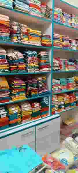 فروشگاه لباس بچه گانه ماهک در پردیسان قم