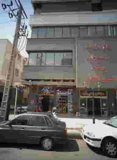 فروشگاه کیف و چمدان پخش پایتخت در هفده شهریور مشهد