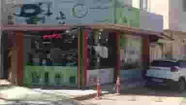 فروشگاه آرایشی کلاسیک در زاد قم