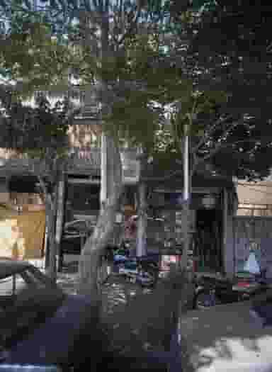 فروشگاه لوازم آرایشی و بهداشتی در مظاهری 