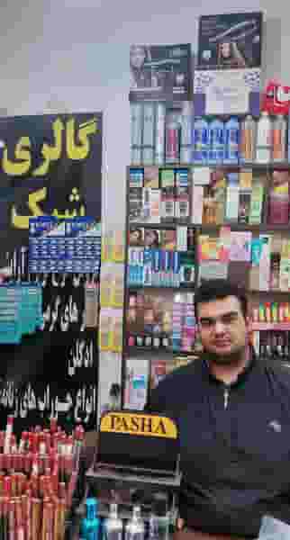 گالری شیک ۷۷ در دولاب 