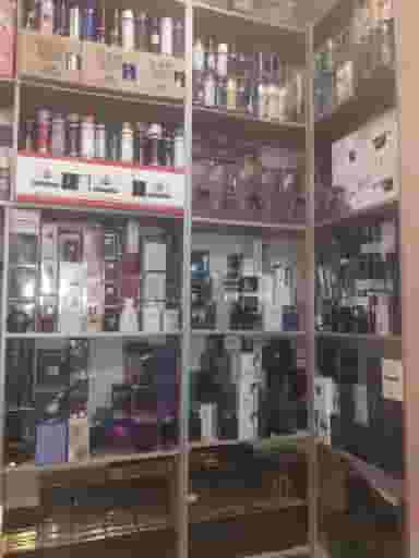 پخش علی محمد در بازار 