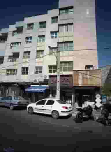 گالری آرایشی و بهداشتی آتنا در آهنگ غربی 