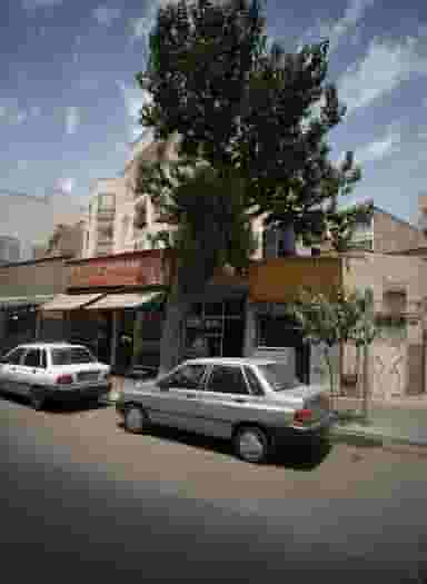 فروشگاه عظیمی در امیربهادر 