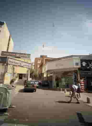 فروشگاه لوازم بهداشتی و آرایشی اُکیا در نصرت 