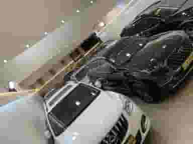 نمایشگاه اتومبیل سران خودرو در ولیعصر جنوبی تبریز