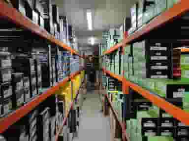 فروشگاه بانک لنت در آیت الله بهشتی همدان