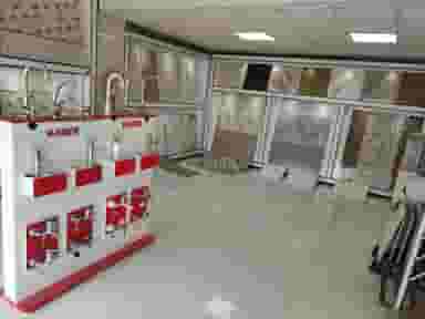 فروشگاه کاشی سرامیک داودی کوی نصر زنجان