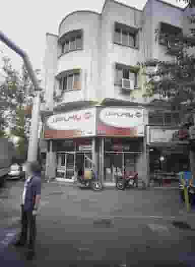 فروشگاه لوازم خانگی رخ در انقلاب 