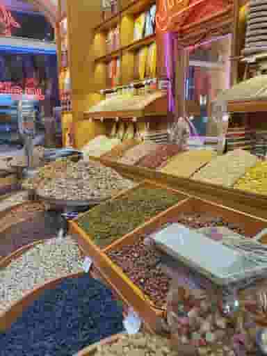 آجیل فروشی فتح پور در تربیت تبریز