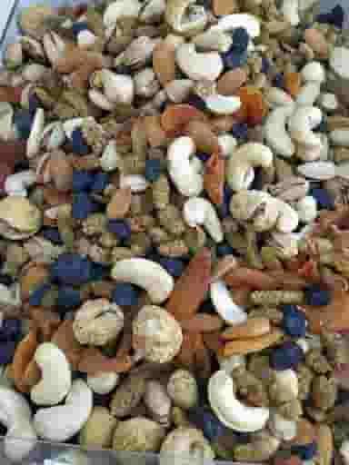 آجیل و خشکبار یکتا در بوعلی سینا همدان