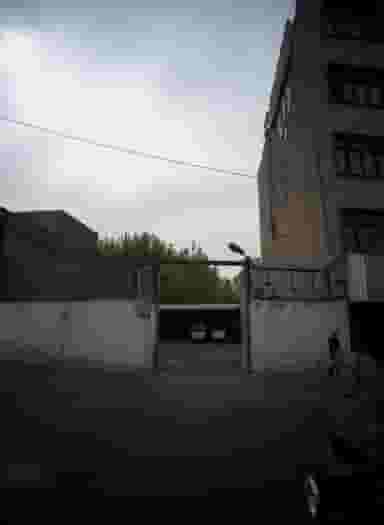 تعمیرگاه اتومبیل در بهار 