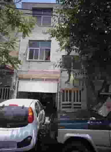 تعمیرگاه اتومبیل در بهداشت 