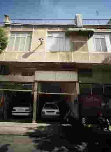 تعمیرگاه اتومبیل در امامزاده عبدالله 