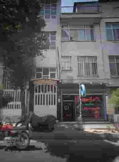 تعمیرگاه ماشین مصطفی در سرتخت 
