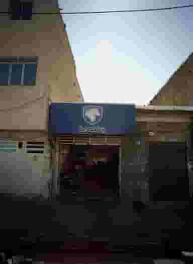 تعمیرگاه خودرو در خلیج فارس جنوبی 