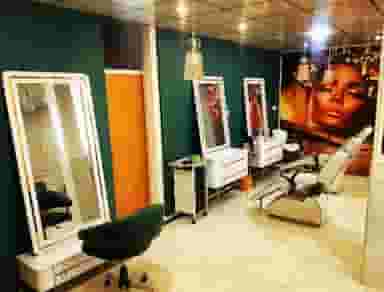 سالن زیبایی گل آرا در صیاد شیرازی رباط‌کریم