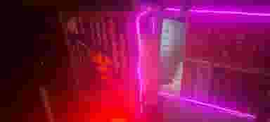 باشگاه‌ بدنسازی‌ و باغچه‌ رستوران‌ کاوه در موسی آباد ورامین