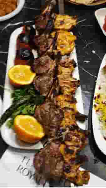 رستوران شاندیز صفدری در قاضی آباد لواسان