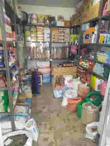 فروشگاه ولیعصر در شوقی زنجان