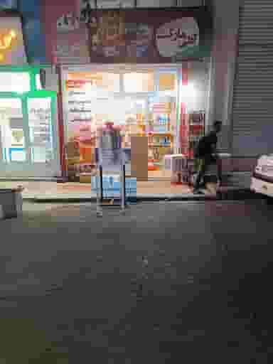 آدلی مارکت در چهارراه سعدی زنجان