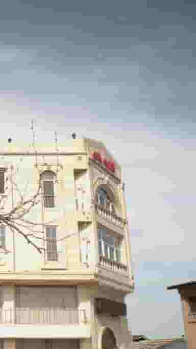 گالری یاس در ایرج کشاورز لاهیجان