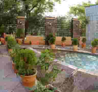 هتل پارسیان آزادی در عباس آباد همدان