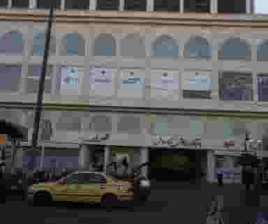 فروشگاه کالای خواب تاچ در باغ آذری 