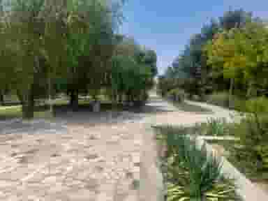 بوستان امام رضا در رهنان اصفهان