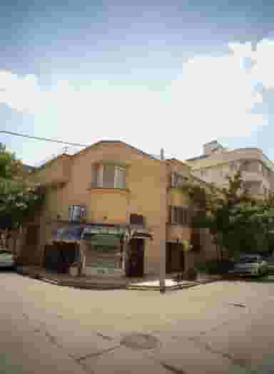 مواد غذایی و بهداشتی مهدی در هنرستان مشهد