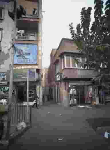 فروشگاه محصولات فرهنگی در جمهوری تهران