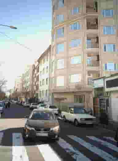 فروشگاه محصولات فرهنگی و هنری در پاتریس لومومبا تهران