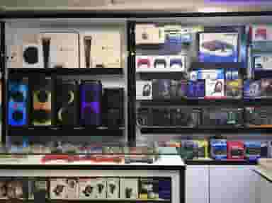 سی دی پلاس در عظیمیه کرج