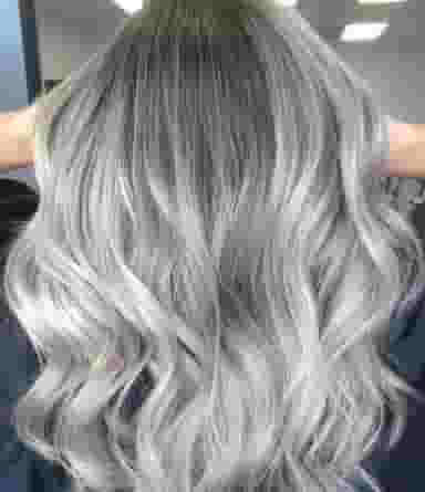 سالن زیبایی ثنایش