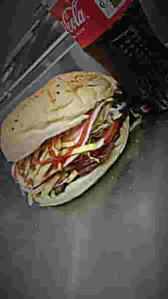 فست فود شهروز در شهر خمینی‌شهر