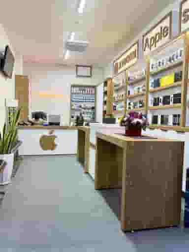 موبایل نیوسل در بوعلی خمینی‌شهر