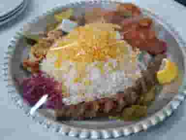 رستوران و فست فود تیستی لند در دهنو خالصه نیشابور