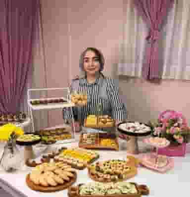 آموزشگاه کیک صورتی میدان باغات نیشابور