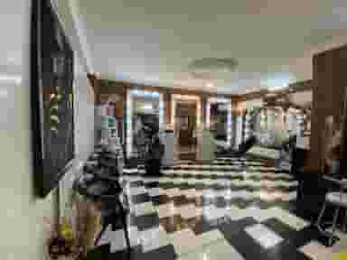 سالن زیبایی عروس نیشابور در مهرآباد نیشابور