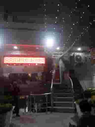 رستوران و فست فود تورینو در مالک اشتر سیرجان