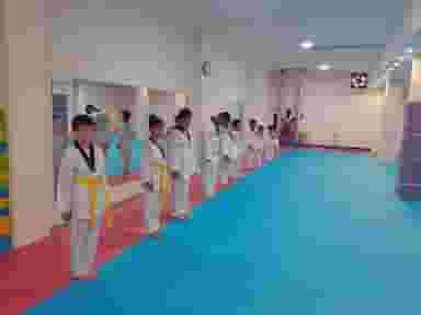 باشگاه ورزشی نایک در جانبازان خوی