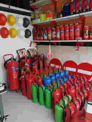 خدمات آتش‌ نشانی آتشکار در شهر بوکان