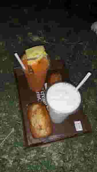 بستنی بزرگ بابا اسماعیل در سادات کاشان