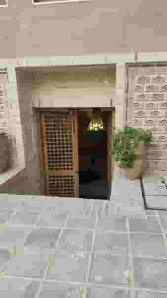 هتل سنتی مرشدی در میرزا مقیم وزیر کاشان